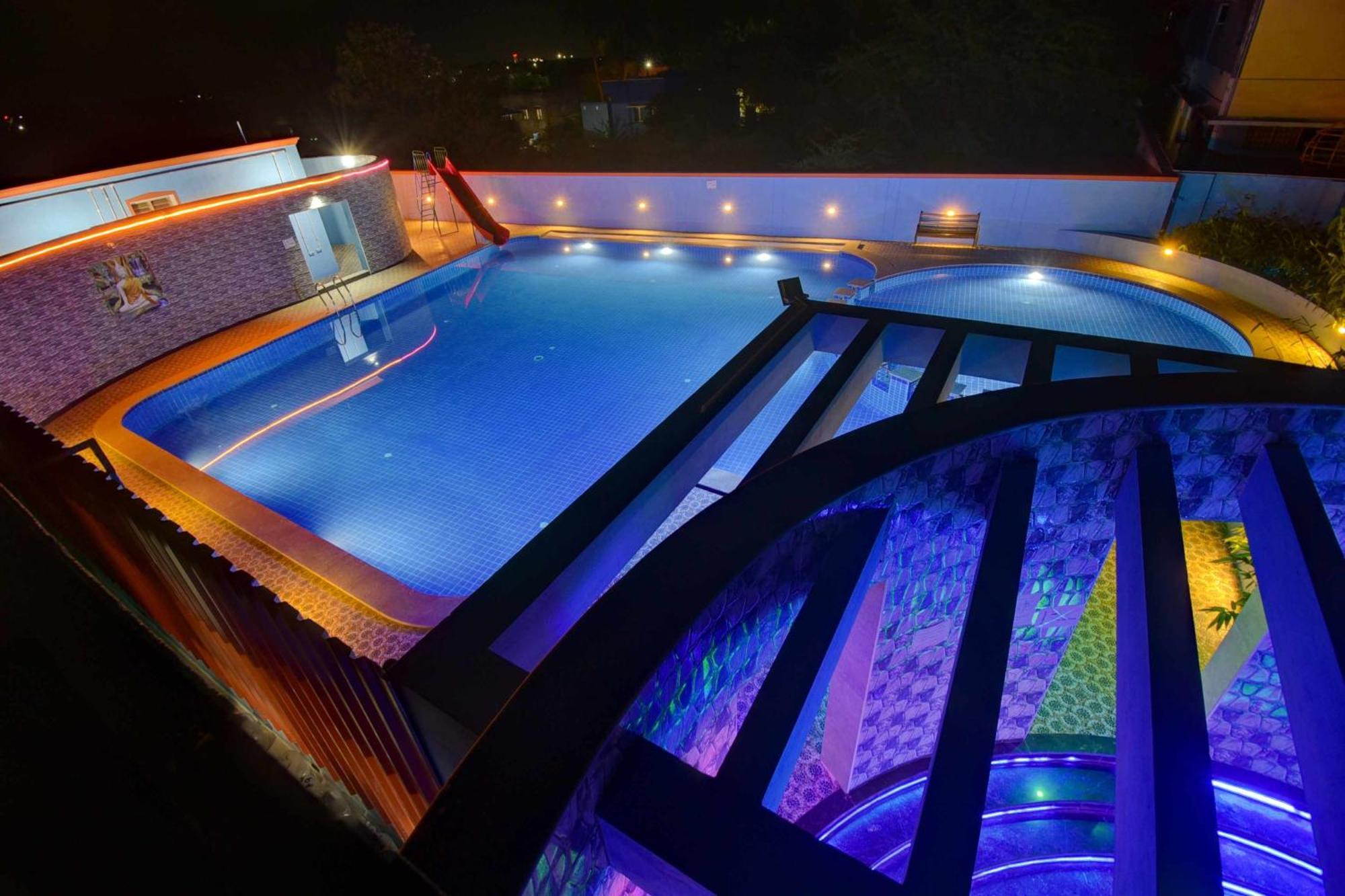Collectipn O Pradee Queen Resort Chennai Extérieur photo