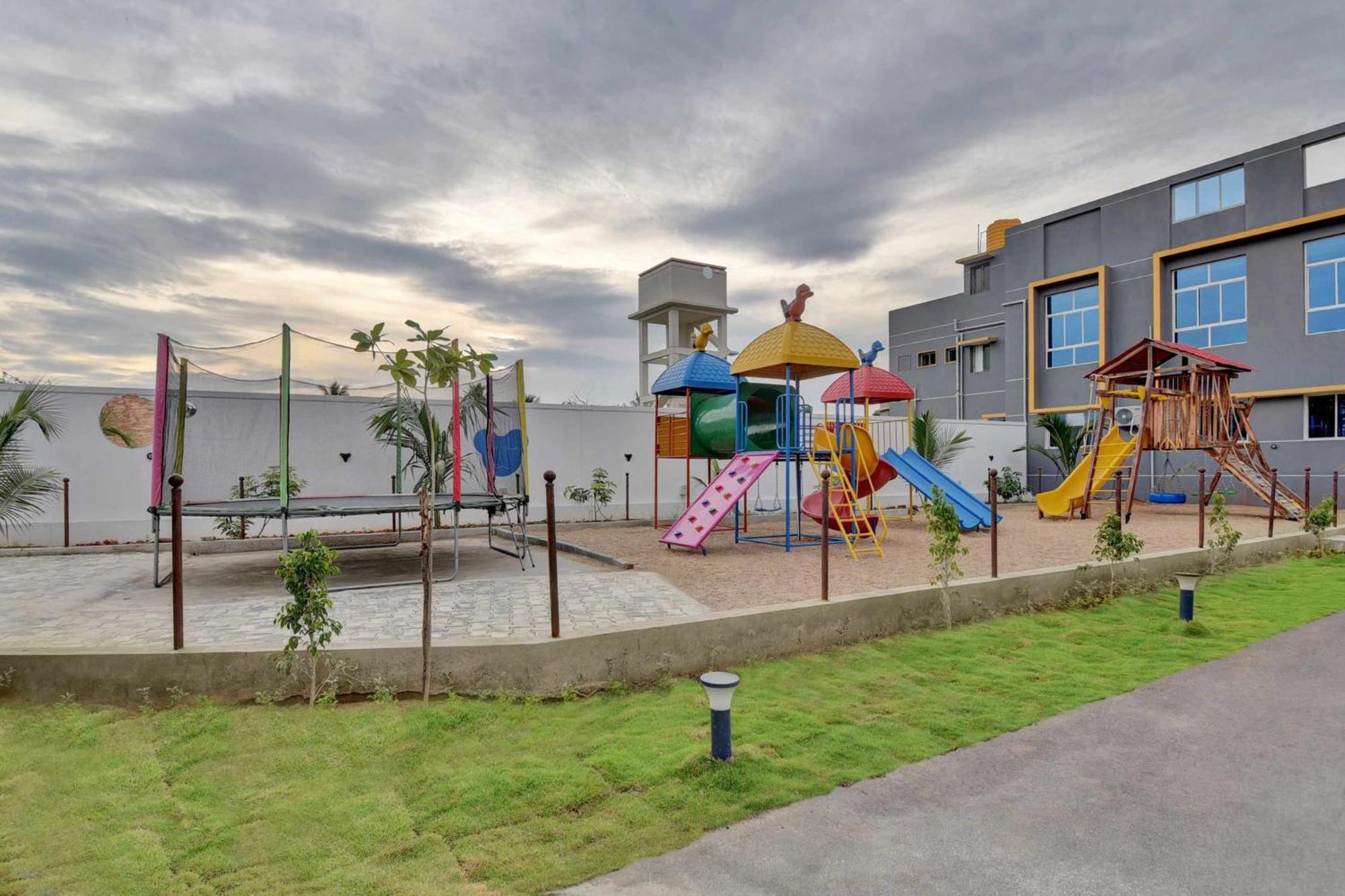 Collectipn O Pradee Queen Resort Chennai Extérieur photo